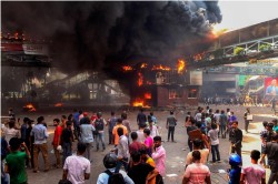 बंगलादेशमा राष्ट्रव्यापी कर्फ्यू : इन्टरनेट सेवा बन्द, शान्ति सुरक्षा कायम गर्न सेना परिचालन गर्ने तयारी