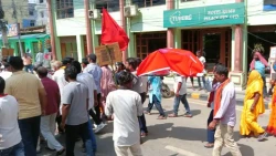 वीरगञ्जमा आजपाद्वारा संबिधानको अन्त्येष्टि यात्रा, दर्जन नेताहरू पक्राउ