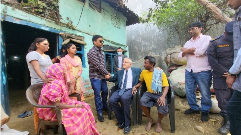 हमास युद्धको आक्रमणमा परि मारिएका नेपाली विद्यार्थी आनन्दको घरमा इजरायली राजदूत गोदर