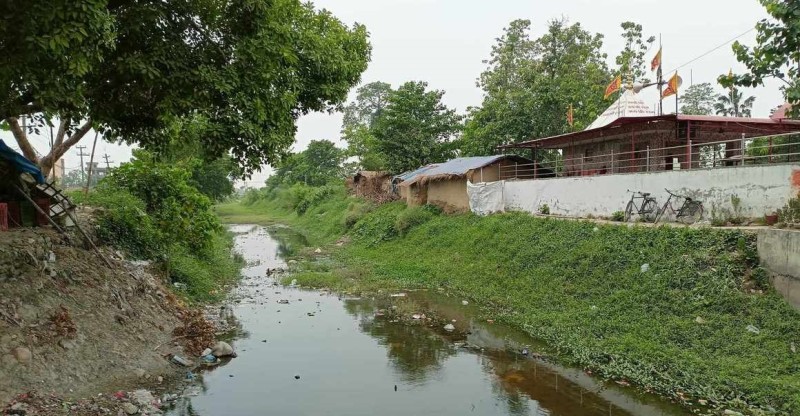 जीर्ण बन्दै गण्डक नहर , सिँचाइमा देखियो समस्या