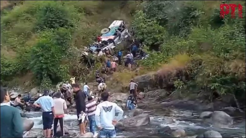 दुर्घटना अपडेट,उत्तराखण्डमा बस दुर्घटना हुँदा ३६ जनाको मृत्यु